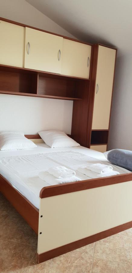 Apartmani Citrus Novigrad Filipac ภายนอก รูปภาพ