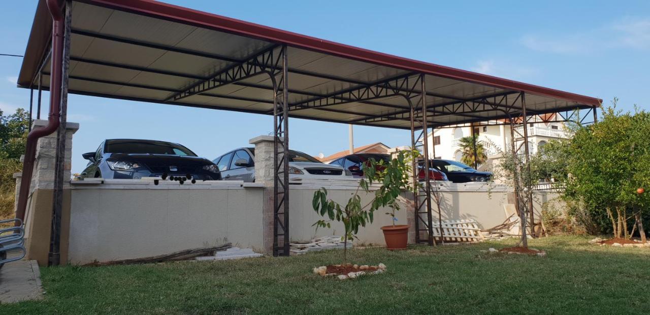 Apartmani Citrus Novigrad Filipac ภายนอก รูปภาพ